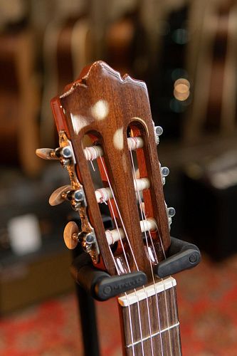 Perez 630 Cedar Гитара классическая Б/У.